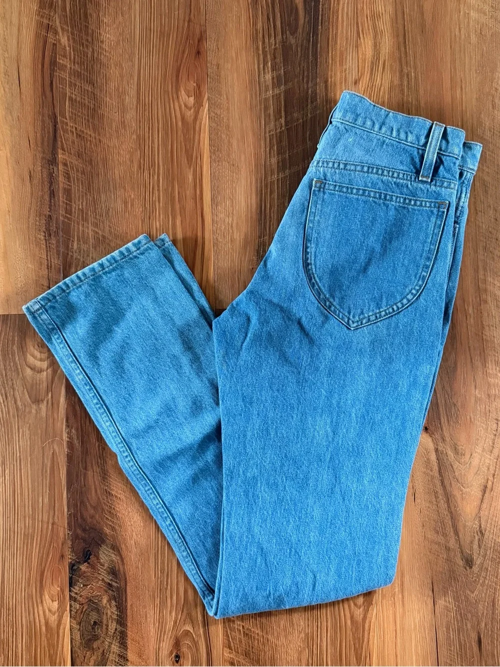 Frame True Straight Jeans - Picture 2 of 6